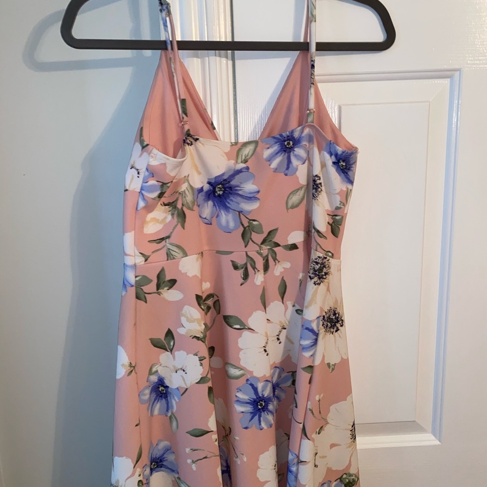 Dress - Picture 3 of 3